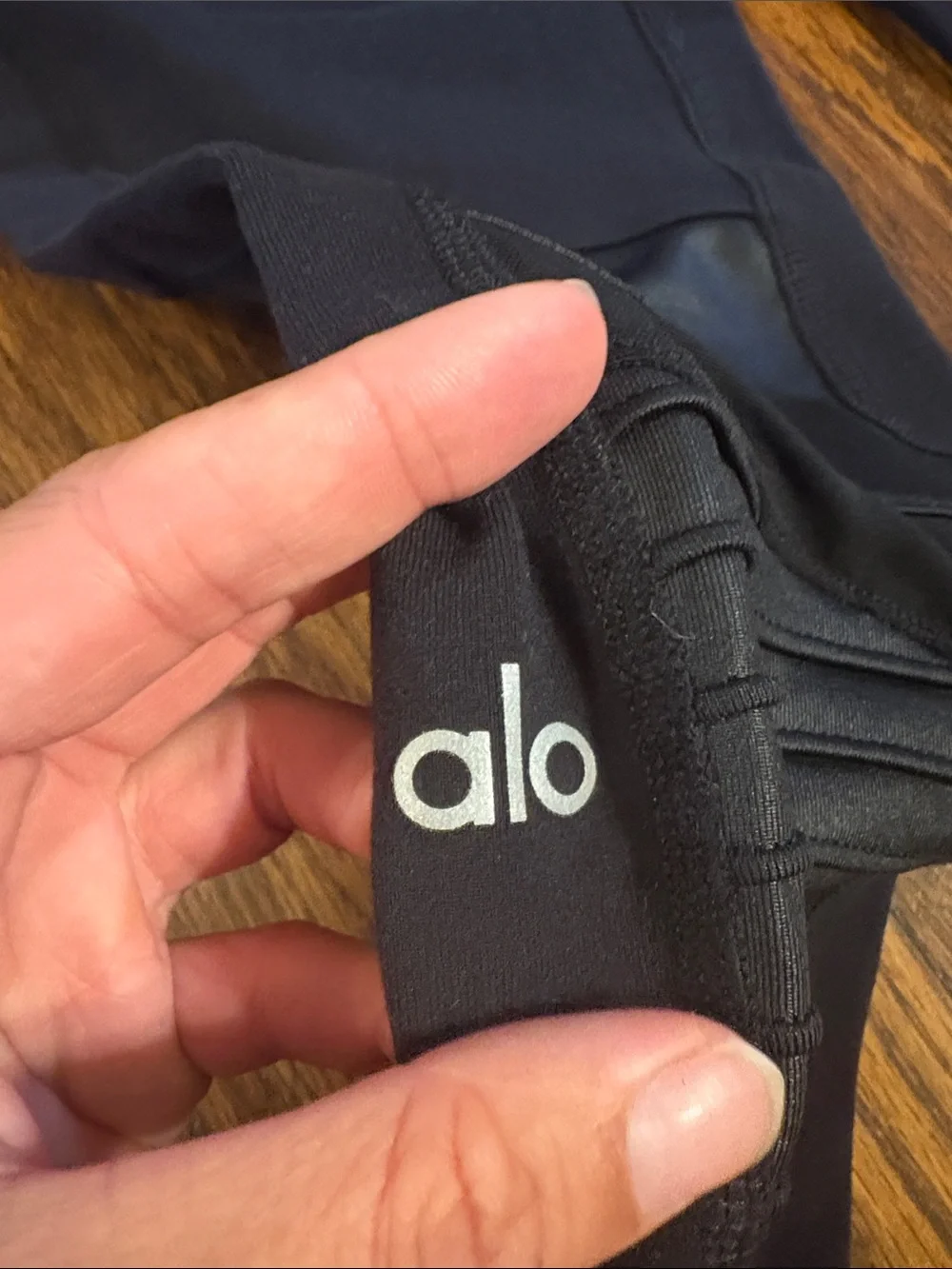 🎉EUC! ALO Yoga Black Ribbed Panel High-Rise Leggings